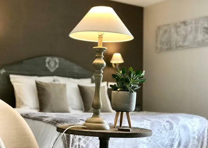 Hostellerie Des Bichonnieres