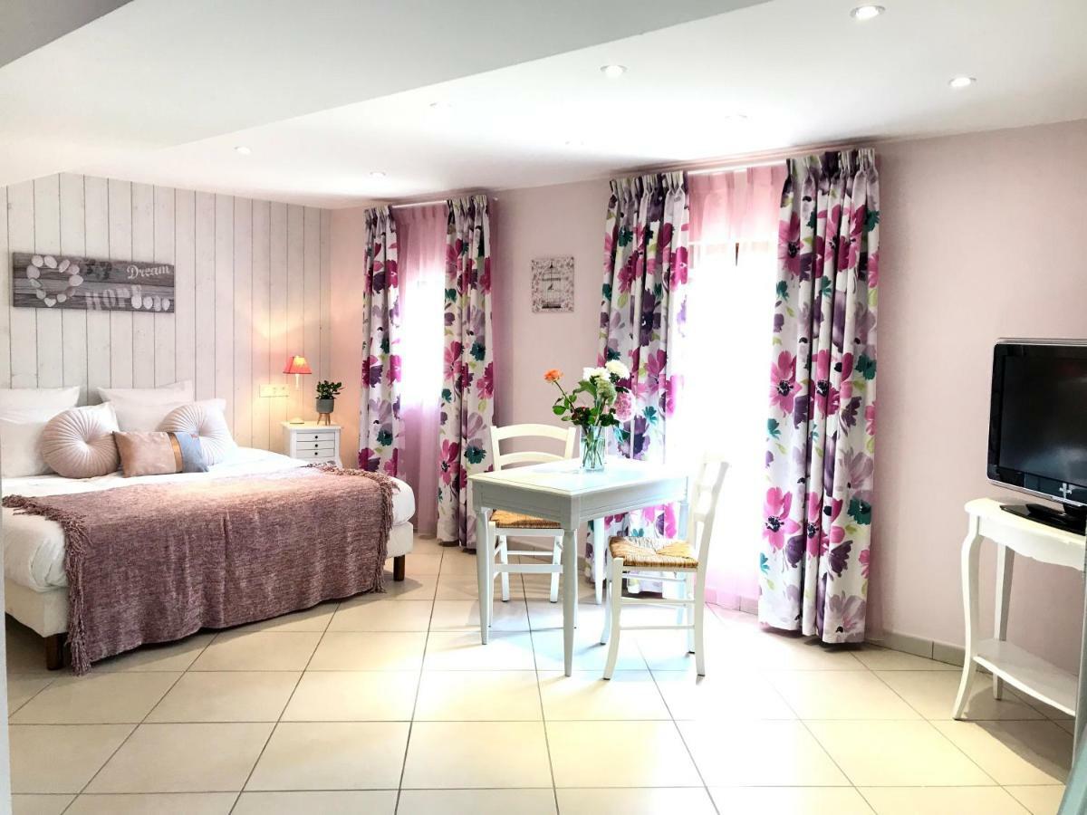 Des Bichonnieres Hotel